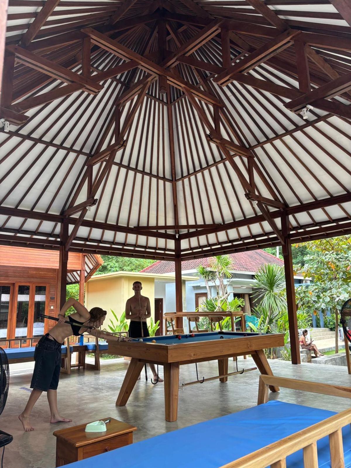 Lemon Hostel Lembongan Exterior foto