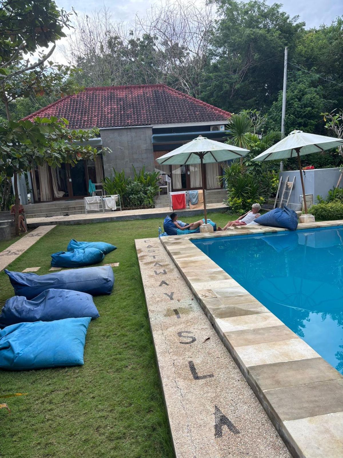 Lemon Hostel Lembongan Exterior foto